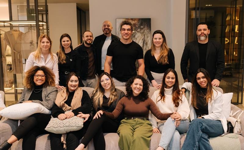 Talk com Tatiana Roberto inspira profissionais da EvyLyne Premium a repensarem o papel das redes na arquitetura e nas vendas